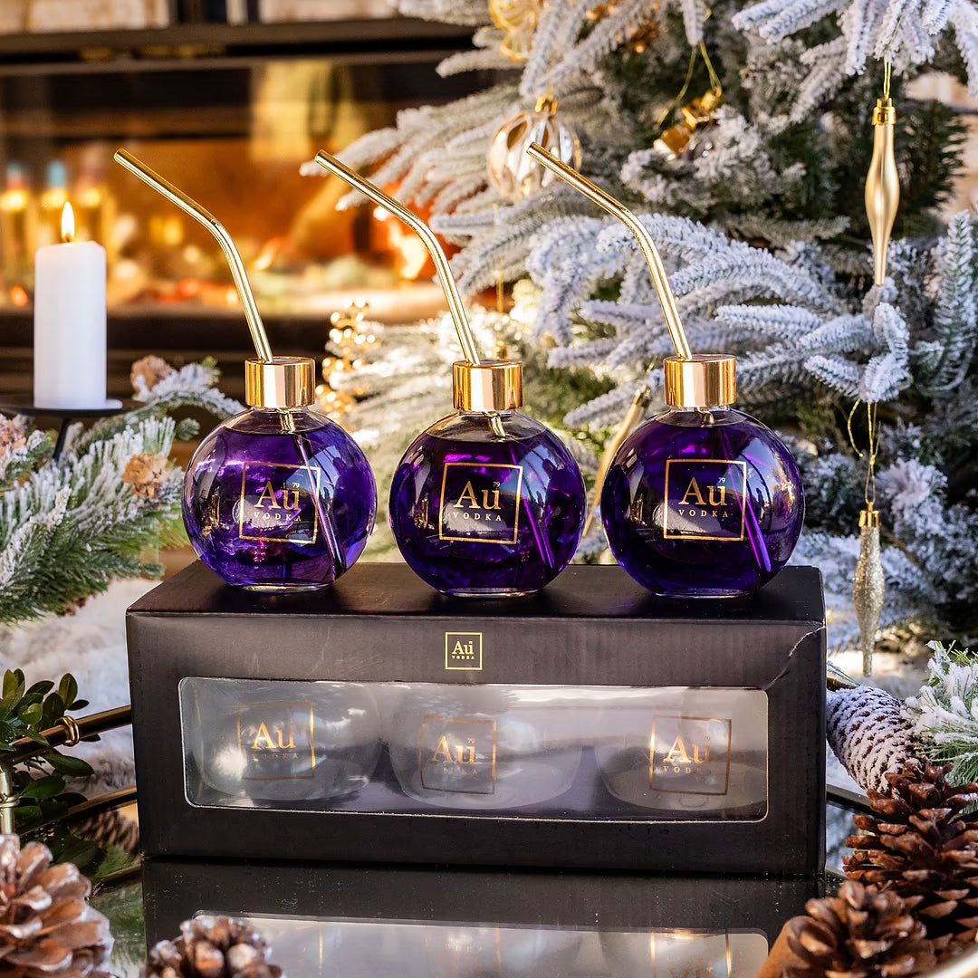 Au Vodka 70cl & Drinking Bauble Set